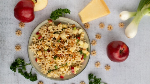 2000x1125_urdinkel_soenneli_aepler_salat_02