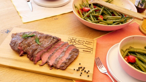 Regionales Flat Iron Steak mit Bohnensalat adr-flat-steak_2100x1183