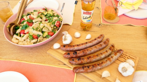 adr-knoblauchwurst_2100x1183_02
