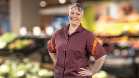Filialleiterin Esther Tschopp Migros Bertiswil Rothenburg 2000x1125_Eroeffnung_Bertiswil_Esther_Tschopp