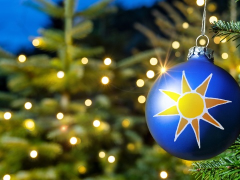 2160x1250-buehne_adr-weihnachtsbaum