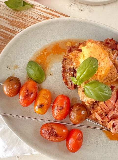 adr-rindswesternsteak-mit-caprese-butter